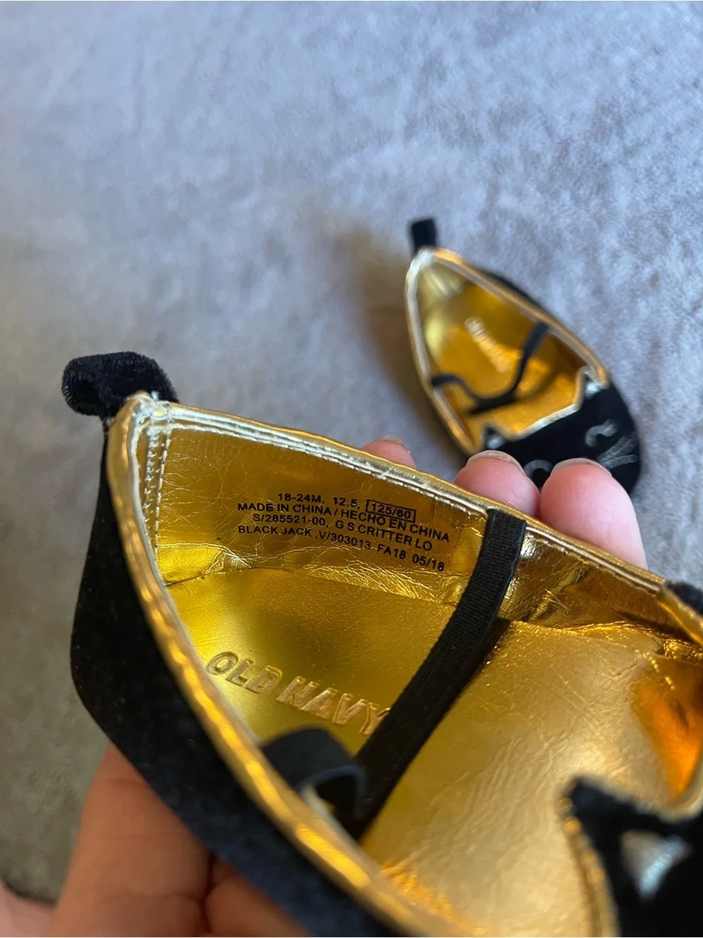 Old Navy Black and Gold Cat Ballet Flats for Kids